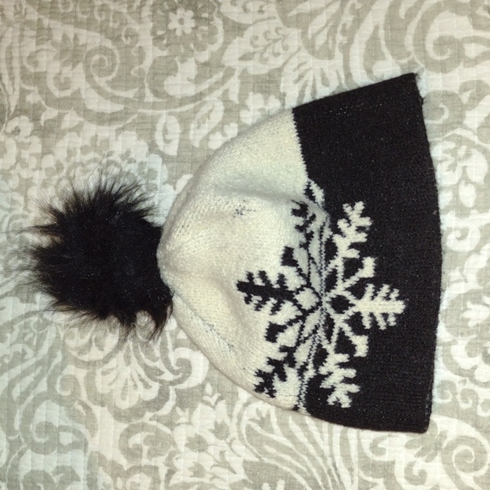 Super Soft Women's Toque